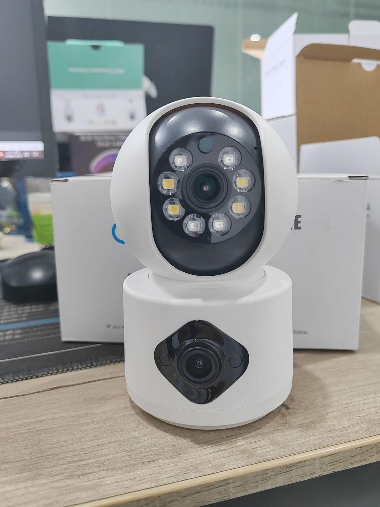 Baby Monitor Split Screen - YI Lot APP 4MP двойной объектив